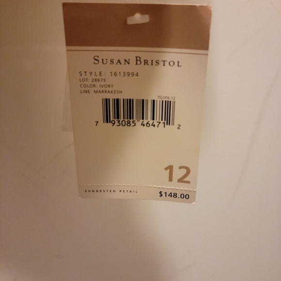 Ivory Linen Jacket - Picture 3 of 3